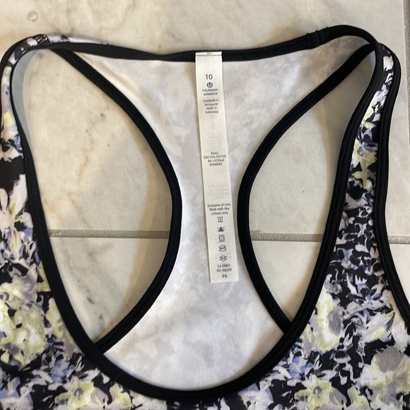 Lululemon Cool Racerback Size 10 - Picture 3 of 4